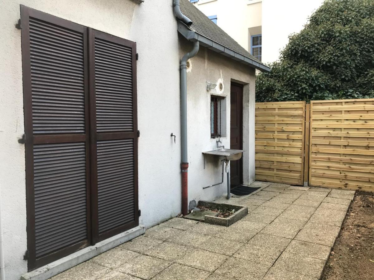 Maison De Longde-Appartement Avec 2 Chambres Villejuif Eksteriør bilde