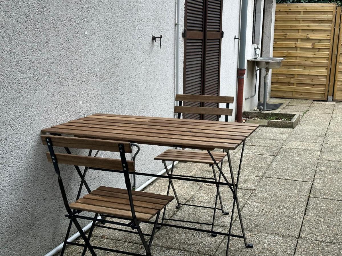 Maison De Longde-Appartement Avec 2 Chambres Villejuif Eksteriør bilde
